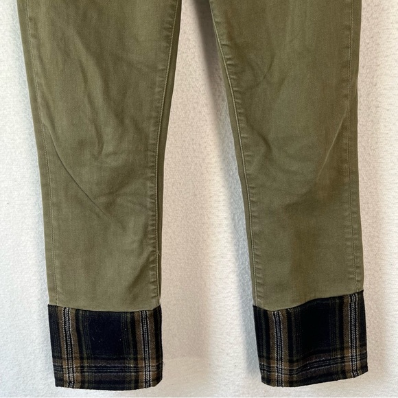 Driftwood Collette green cropped denim pants women’s 27 flannel trimmed jeans - Picture 4 of 16